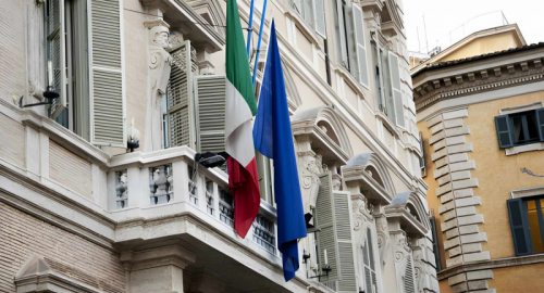 Faccia a faccia a Palazzo Chigi: Meloni e Schlein a confronto sulla sfida dello Stabilicum